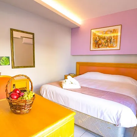 N E P Center Rodos Hotelli