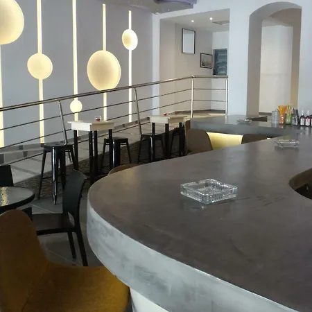 Otel N E P Center Rodos