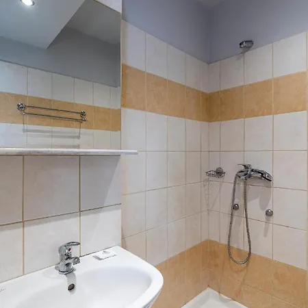 Otel N E P Center Rodos Rhodes City