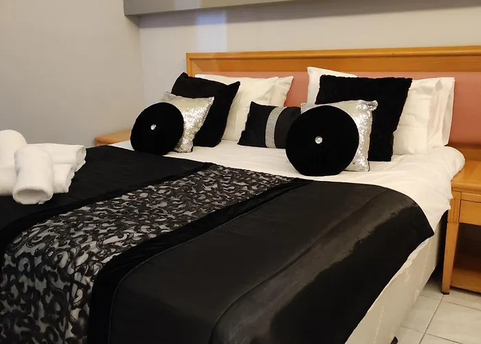 Otel N E P Center Rodos