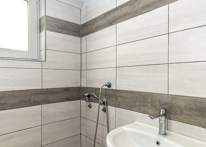 Otel N E P Center Rodos Rhodes City